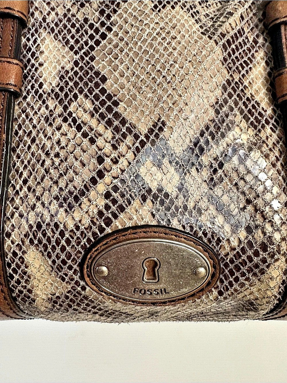 Fossil Maddox Python Satchel - Picture 5 of 14